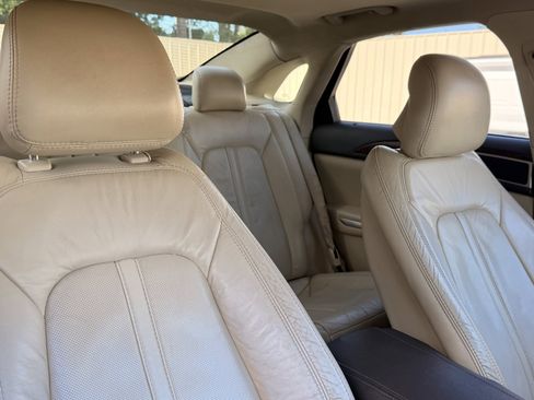 Used 2014 Lincoln MKZ AWD image 22