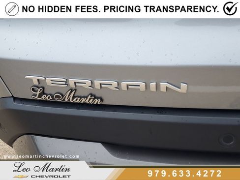 Used 2026 GMC Terrain Elevation FWD image 4