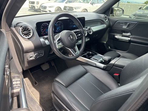 Used 2022 Mercedes-Benz GLB 250 image 8