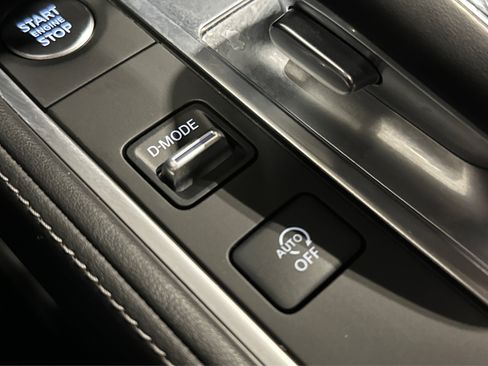Used 2024 INFINITI QX60 Luxe AWD/4WD image 38