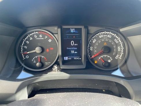 Used 2023 Toyota Tacoma SR AWD/4WD image 6