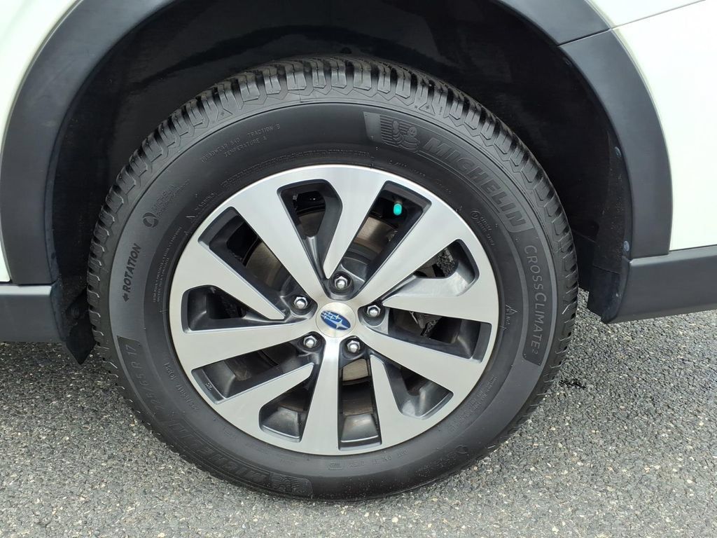 Used 2021 Subaru Outback Premium AWD/4WD image 16