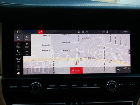 Used 2021 Porsche Macan S image 39