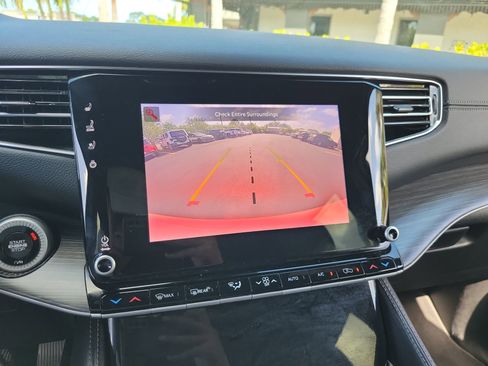 Used 2024 Jeep Wagoneer Series III image 23