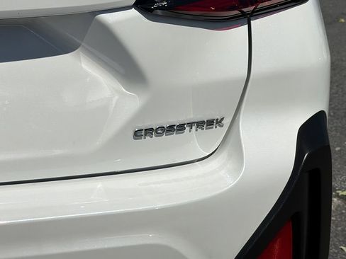 Used 2025 Subaru Crosstrek 2.0i Premium AWD/4WD image 11