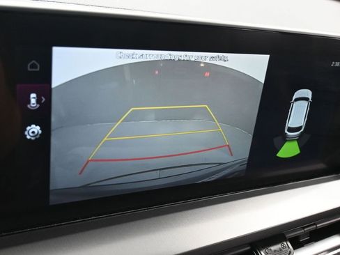 Used 2025 Kia Telluride S FWD image 23