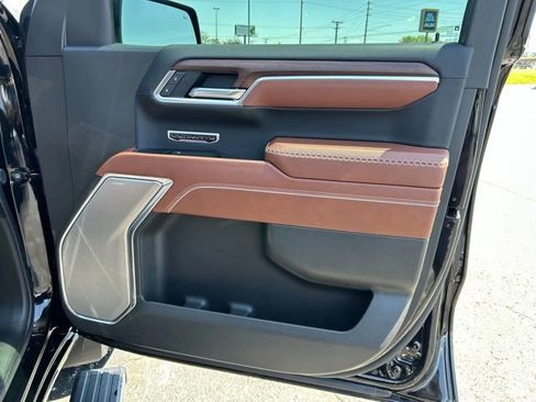 Used 2025 GMC Sierra 1500 Denali Ultimate AWD/4WD image 25