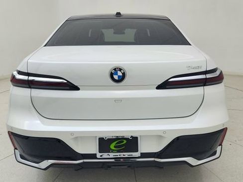 Used 2025 BMW 740i RWD image 5