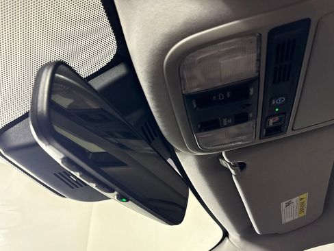Used 2019 Honda Pilot Touring image 38