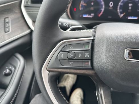 New 2026 Jeep Grand Cherokee Limited AWD/4WD image 23
