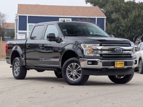 Used 2020 Ford F150 Lariat image 2