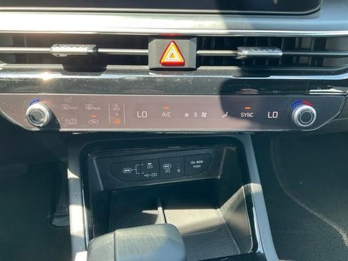 Used 2025 Kia K5 GT-Line AWD/4WD image 13