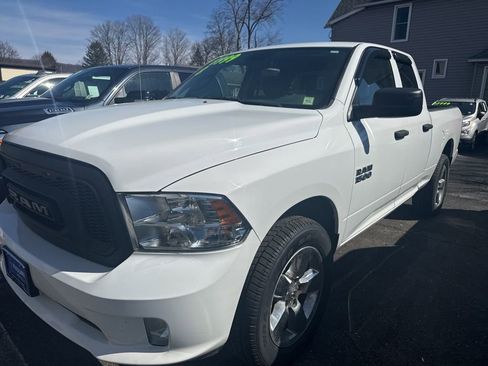 Used 2018 RAM 1500 Express w/ Express Value Package image 3
