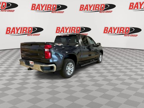 Used 2022 Chevrolet Silverado 1500 LT AWD/4WD image 8