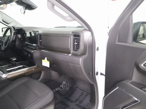 Used 2024 Chevrolet Silverado 1500 LT Trail Boss image 42