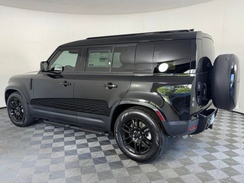 New 2026 Land Rover Defender 110 S AWD/4WD image 4