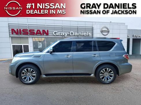 Used 2017 Nissan Armada SL w/ Technology Package RWD image 4