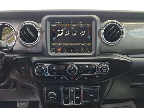 Used 2023 Jeep Wrangler Unlimited Sahara AWD/4WD image 24