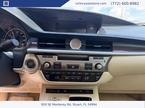 Used 2013 Lexus ES 350 w/ Luxury Pkg FWD image 24