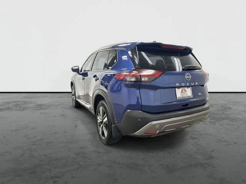 Used 2023 Nissan Rogue SL w/ SL Premium Package image 2