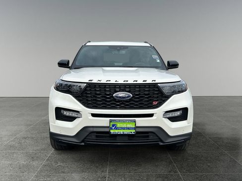 Used 2022 Ford Explorer ST w/ ST Street Pack AWD/4WD image 2