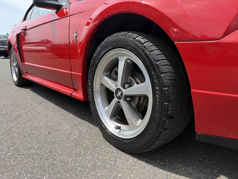 Used 2003 Ford Mustang Mach 1 RWD image 12