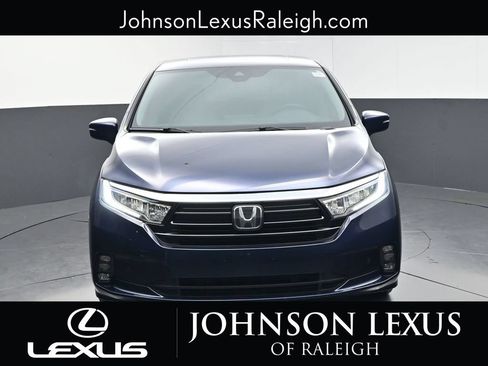 Used 2023 Honda Odyssey Elite image 4