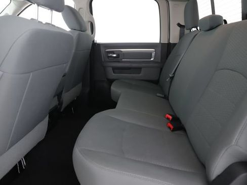 Used 2017 RAM 1500 Classic SLT w/ SLT Plus D←cor Group AWD/4WD image 26