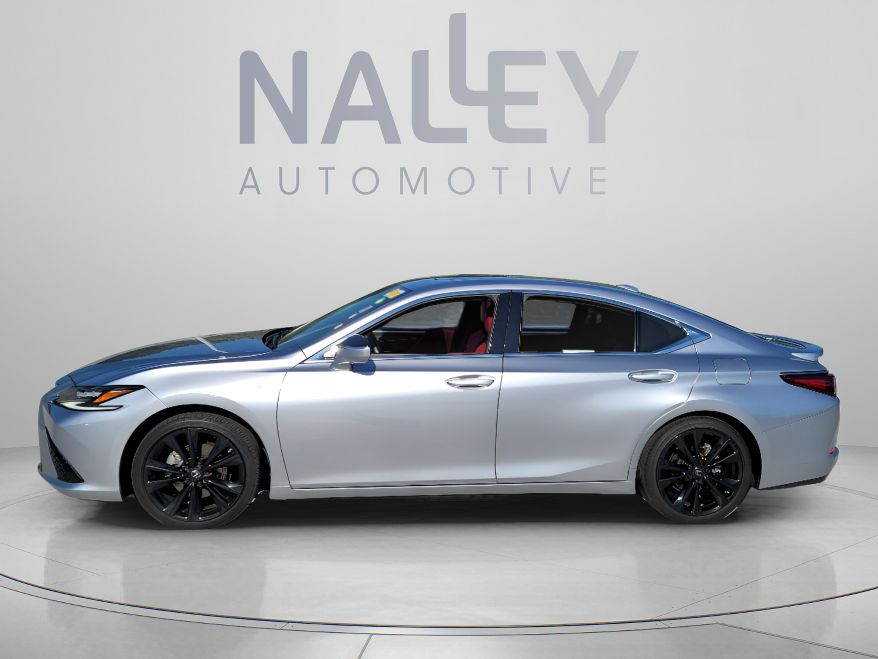 Used 2025 Lexus ES 350 F Sport w/ Accessory Package (Z2) FWD image 2