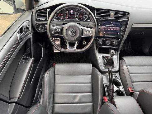 Used 2019 Volkswagen GTI SE FWD image 14