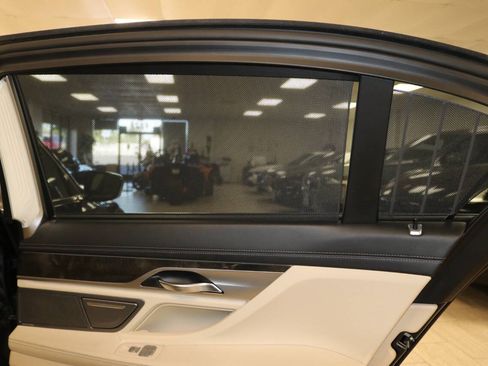 Used 2016 BMW 740i RWD image 65