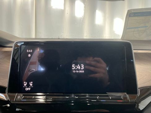 New 2026 Volkswagen Atlas SE image 16