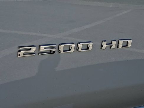 Used 2025 Chevrolet Silverado 2500 LT w/ Convenience Package AWD/4WD image 31
