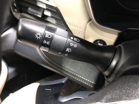 Used 2021 Subaru Outback Limited w/ Popular Package #2 image 22