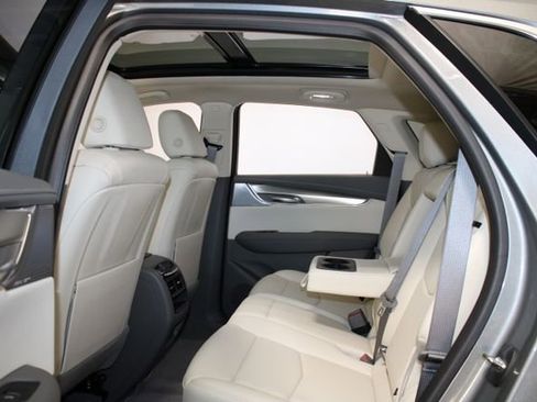 Certified 2023 Cadillac XT5 Premium Luxury AWD/4WD image 10