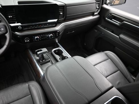 Used 2024 GMC Sierra 1500 SLT w/ SLT Premium Package image 14