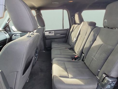 Used 2017 Ford Expedition EL XLT image 16