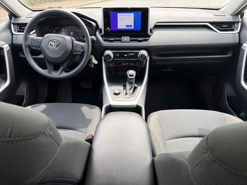 Certified 2024 Toyota RAV4 LE AWD/4WD image 4