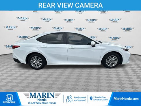 Used 2025 Toyota Camry LE w/ Convenience Package FWD image 2