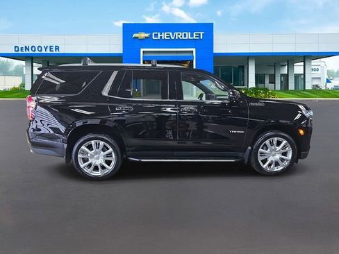 Used 2022 Chevrolet Tahoe High Country image 10