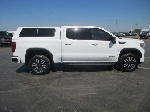 Used 2021 GMC Sierra 1500 AT4 w/ AT4 Preferred Package AWD/4WD image 5