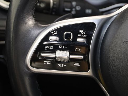 Used 2022 Mercedes-Benz GLC 300 4MATIC w/ Driver Assistance Package image 47