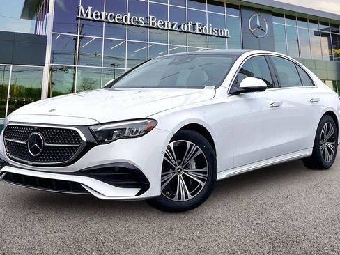 Certified 2024 Mercedes-Benz E 350 4MATIC Sedan image 9