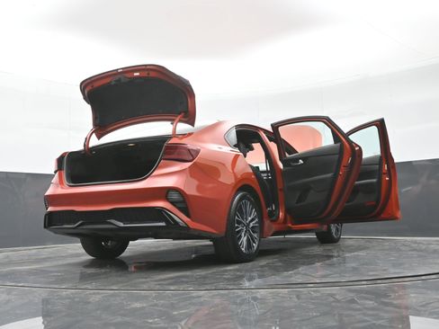 Used 2024 Kia Forte GT-Line image 49