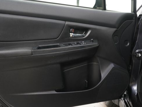 Used 2014 Subaru Crosstrek 2.0i Limited AWD/4WD image 18