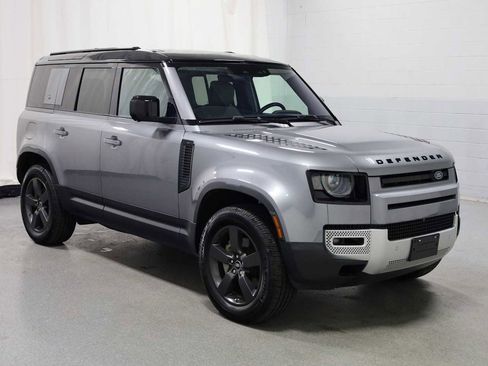 Used 2020 Land Rover Defender 110 SE image 13