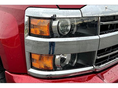 Used 2019 Chevrolet Silverado 3500 High Country w/ Duramax Plus Package image 33