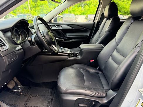 Used 2018 MAZDA CX-9 Touring FWD image 12