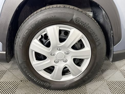 Used 2023 Toyota Corolla Cross L image 30