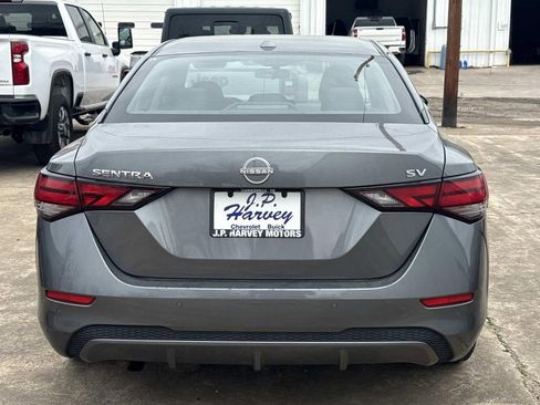 Used 2024 Nissan Sentra SV image 2